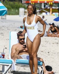 Rachel Lindsay Sexy