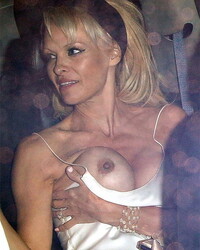 Anderson nudepics pamela Pamela Anderson