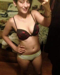 Akshara Haasan Leaked 