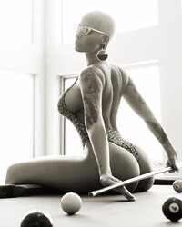 Sexy pics of Amber Rose