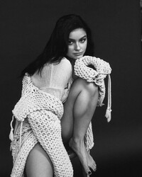 Ariel Winter Erotic