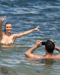 Joanna Krupa Topless Pictures