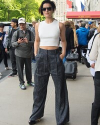 Jaimie Alexander: Awful Pants, Awesome Top
