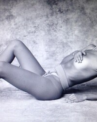 Irina Shayk Topless Pics