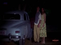 Jennifer Connelly Kissing , Brunette in Inventing the Abbotts 17