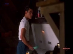 Jennifer Connelly Kissing , Brunette in Inventing the Abbotts 9