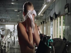 Sara Paxton and Katharine McPhee in Shark Night 1