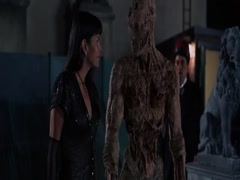 Patricia Velasquez in The Mummy 13