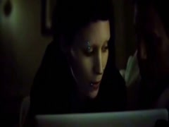 Rooney Mara in Girl with the Dragon Tattoo (2011) 18