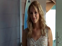 Amanda Righetti in North Shore 16