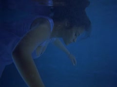 Susan Ward hot , cleavage scene in The In Crowd 3