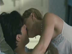 Mena Suvari in The Garden of Eden 14