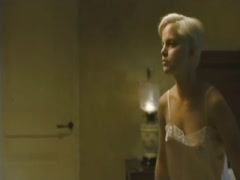Mena Suvari in The Garden of Eden 17