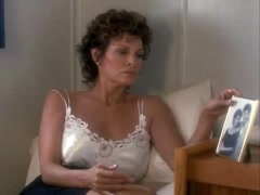 Raquel Welch in Trouble in Paradise 2