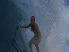 Kate Bosworth bikini, hot scene in Blue Crush 9