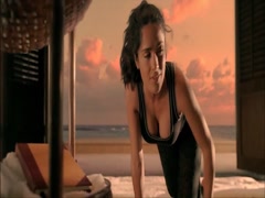 Salma Hayek in After The Sunset 19