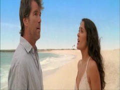 Salma Hayek in After The Sunset 8