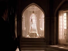 Angelina Jolie hot scene in Tomb Raider 2