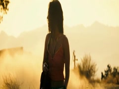 Megan Fox cleavage, hot scene in Transformers 8