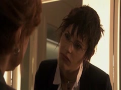 Sarah Shahi lesbian, kissing  in The L Word 3