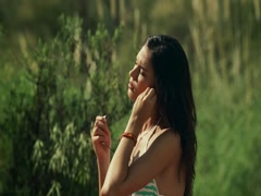 Amber Heard in And Soon the Darkness 19