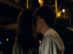 Kristen Stewart in Adventureland 12