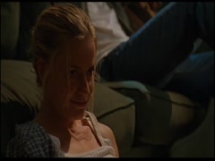 Elisabeth Shue in The Trigger Effect 10
