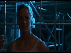Elisabeth Shue in The Trigger Effect 13