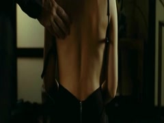 Elsa Pataky in Di Di Hollywood 13