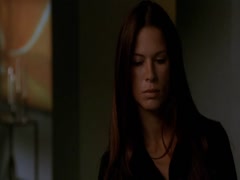 Rhona Mitra underware, threesome sex scene in Nip Tuck 1