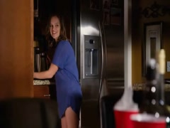 Kaitlin Doubleday cleavage, hot scene in Hung 15