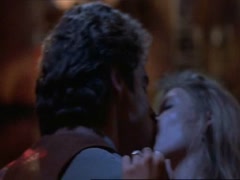 Jodie Foster kissing , hot scene in The Accused 7