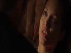 Angelina Jolie Taking Lives nude scene 20