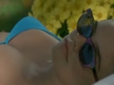 Alicia Silverstone bikini show