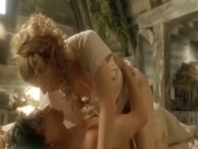 Claire Danes nude , boobs scene in Stage Beauty (2004) 4