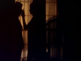 Glory Annen kissing , nude scene in Felicity 16