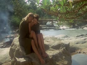 Sylvia Kristel in Emmanuelle (1974) 11