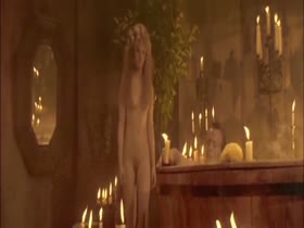 Jennifer Jason Leigh Bathtub , wet scene in Flesh+Blood (1985) 1