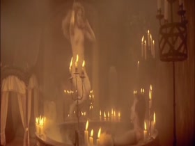 Jennifer Jason Leigh Bathtub , wet scene in Flesh+Blood (1985) 4