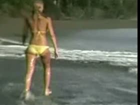 Jessica alba bikini, side boobs scene in Trippin 2