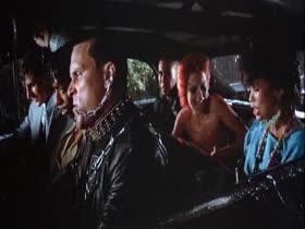 Linnea Quigley in Return of the Living Dead (1985) 18
