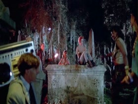 Linnea Quigley in Return of the Living Dead (1985) 2