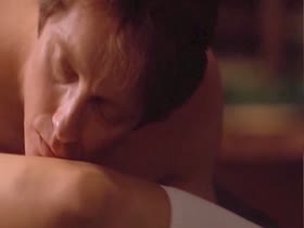 Maggie Gyllenhaal nude, Bathtub scene in Secretary (2002) 15