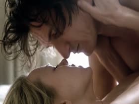 Naomi Watts Nipple , Couple scene in 21 Grams (2003) 9