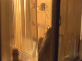 Rosanna Arquette nude , shower scene in Nowhere to Run (1993) 16