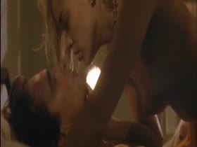 Sharon Stone Hot , Nipple in Basic Instinct (1992)