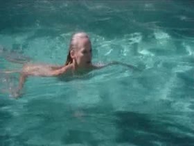 Ursula Andress Pool  ,Nipple in L'infermiera 2
