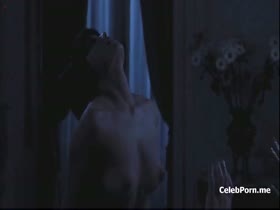 Andrea Rau nude in Les levres rouges (1971) 4