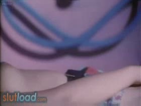 Anna Ammirati fingering, nude scene in Frivolous Lola (1998)       14