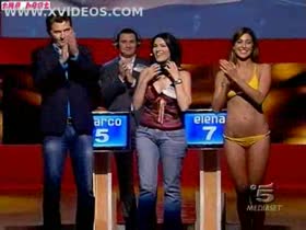 Belen Rodriguez bikini scene in The Beat 15